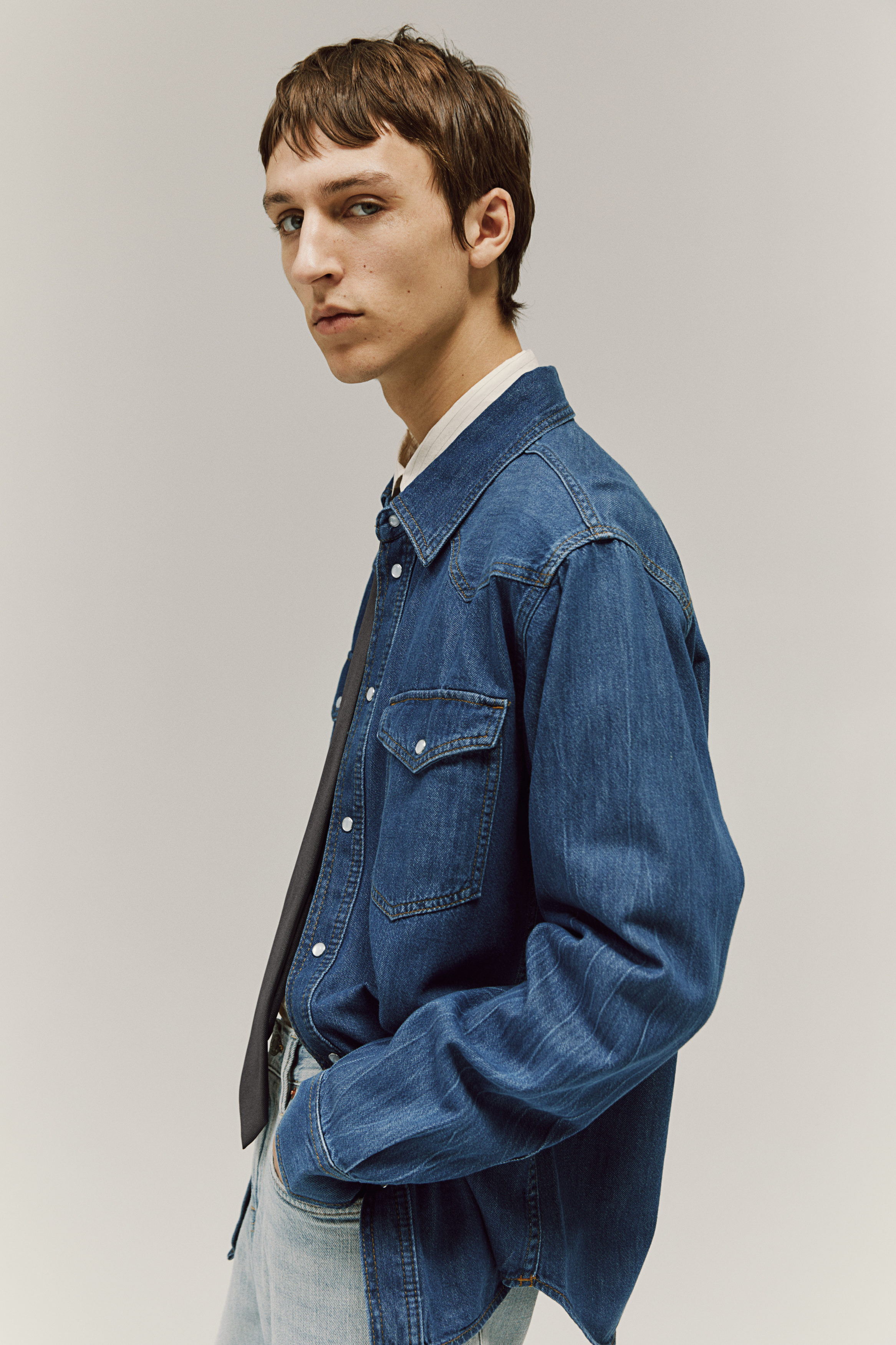 [ ] Regular Fit Denim Shirt ★大人気★ REGULAR FIT DENIM SHIRT - Mid-blue | ZARA United States