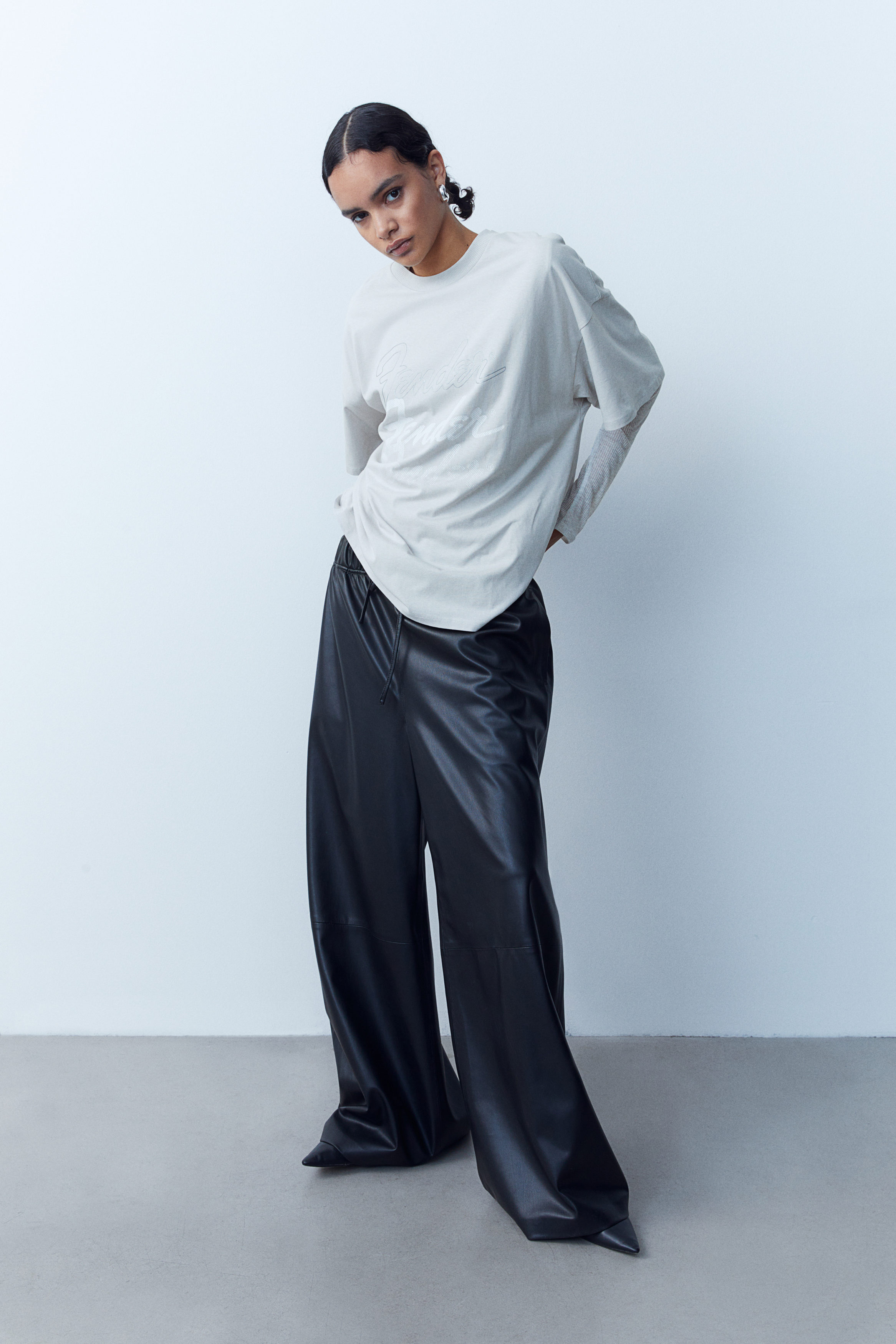 Tシャツ・カットソー TATRAS SS22 OVERSIZED FIT T-SHIRT (MTSF22S8189_01) ウィメンズTシャツ・トップス(28アイテム) | タトラス公式