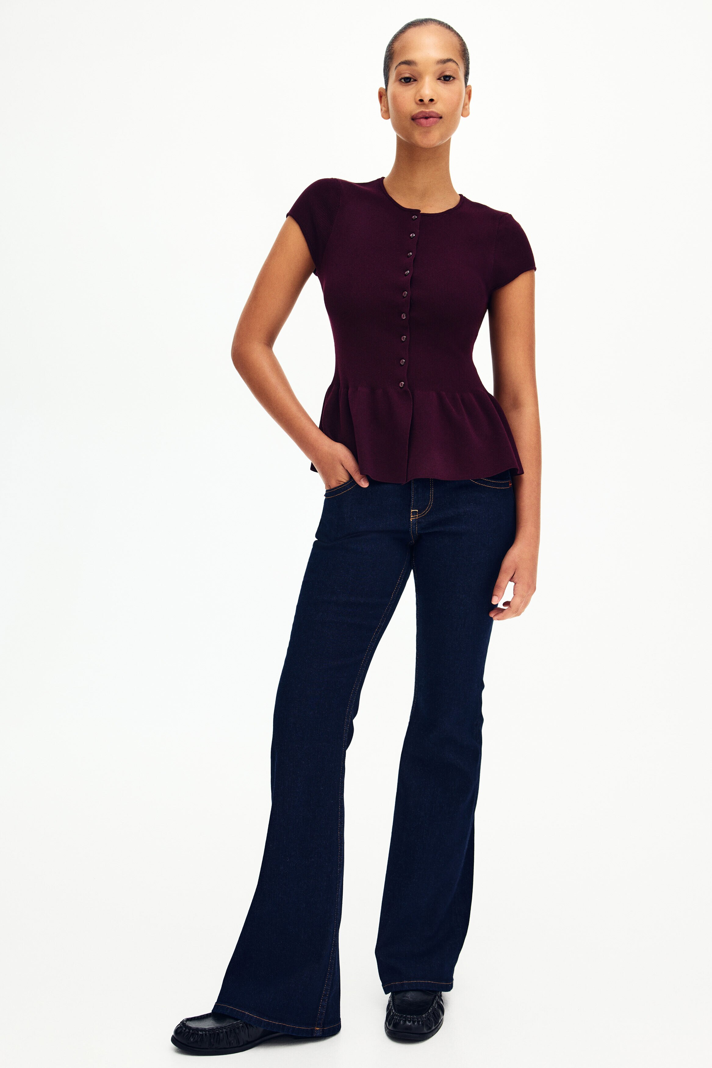 Short-sleeved peplum cardigan