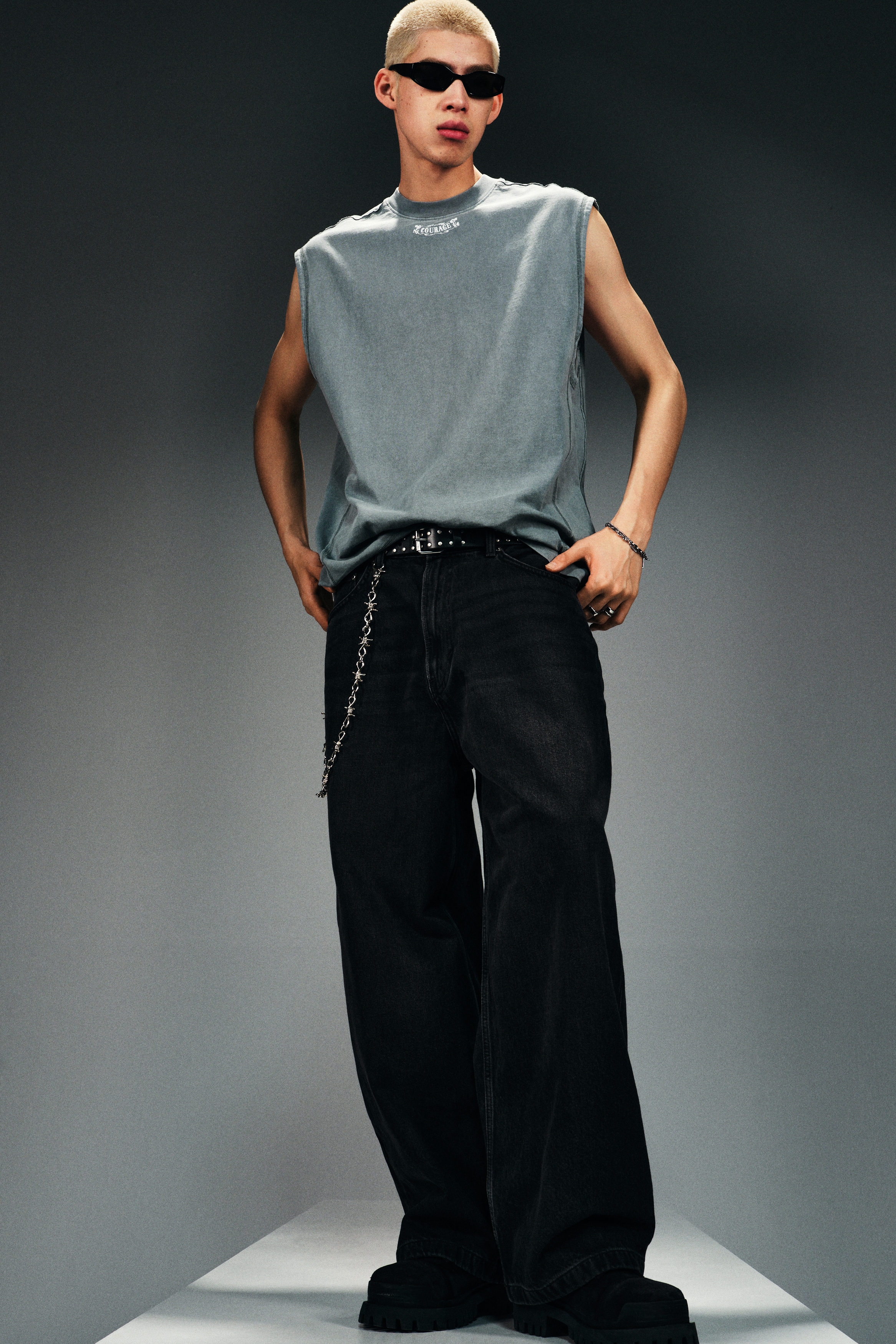 Loose Fit Sleeveless printed T-shirt | Sage green/Rodeo
