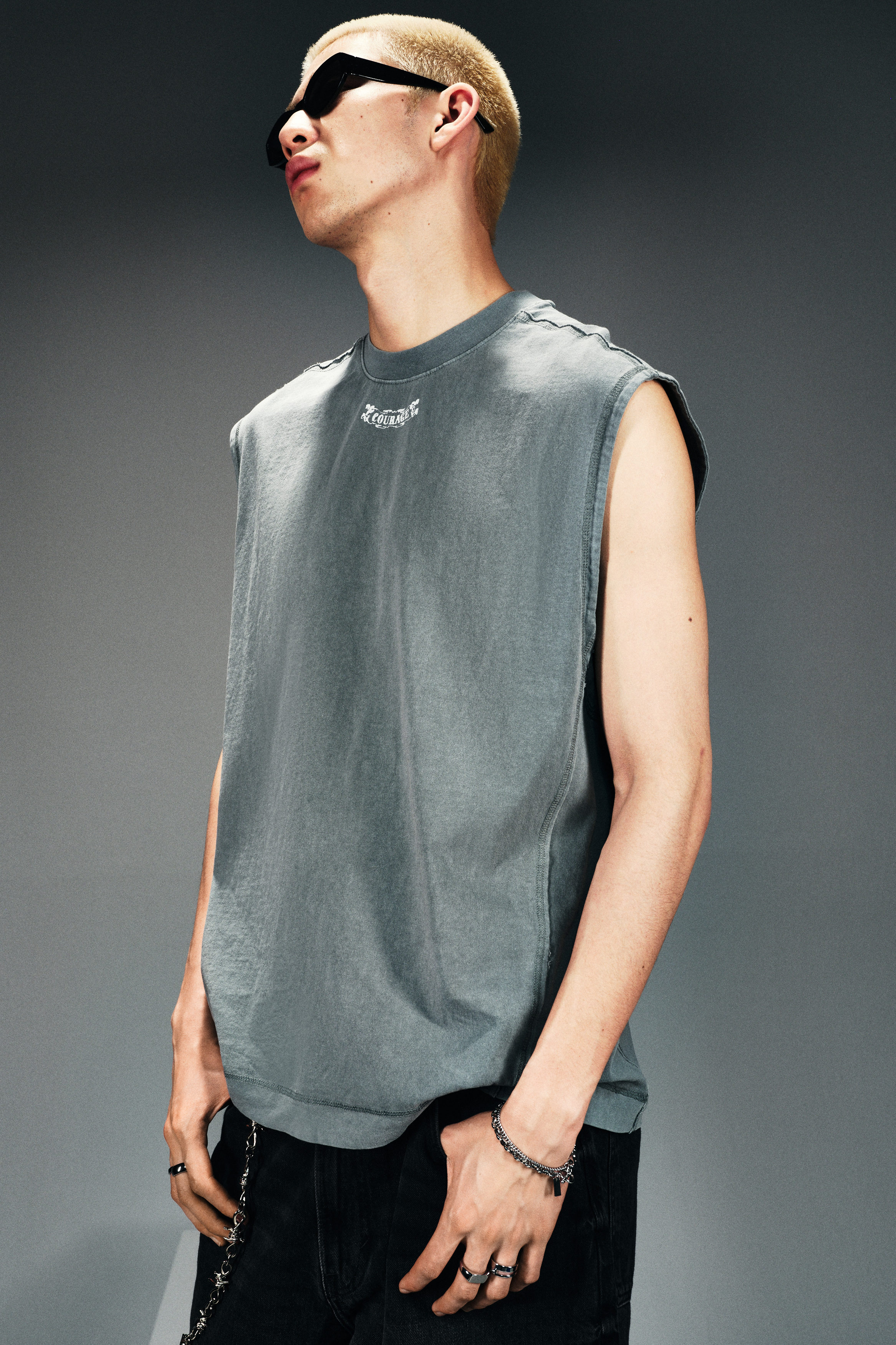 Loose Fit Sleeveless printed T-shirt | Sage green/Rodeo