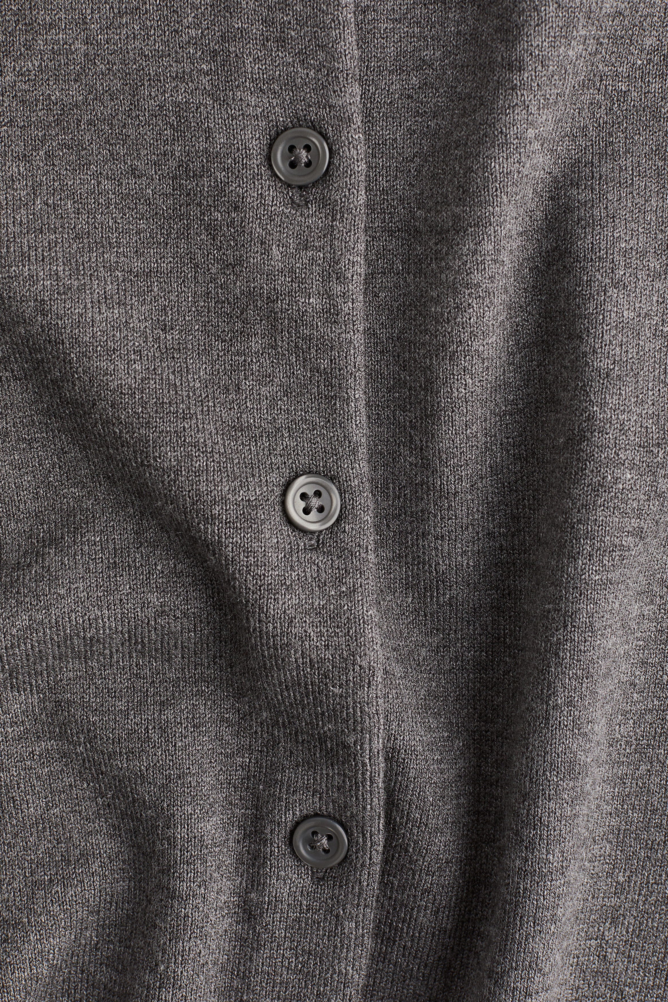 Fine-knit cardigan