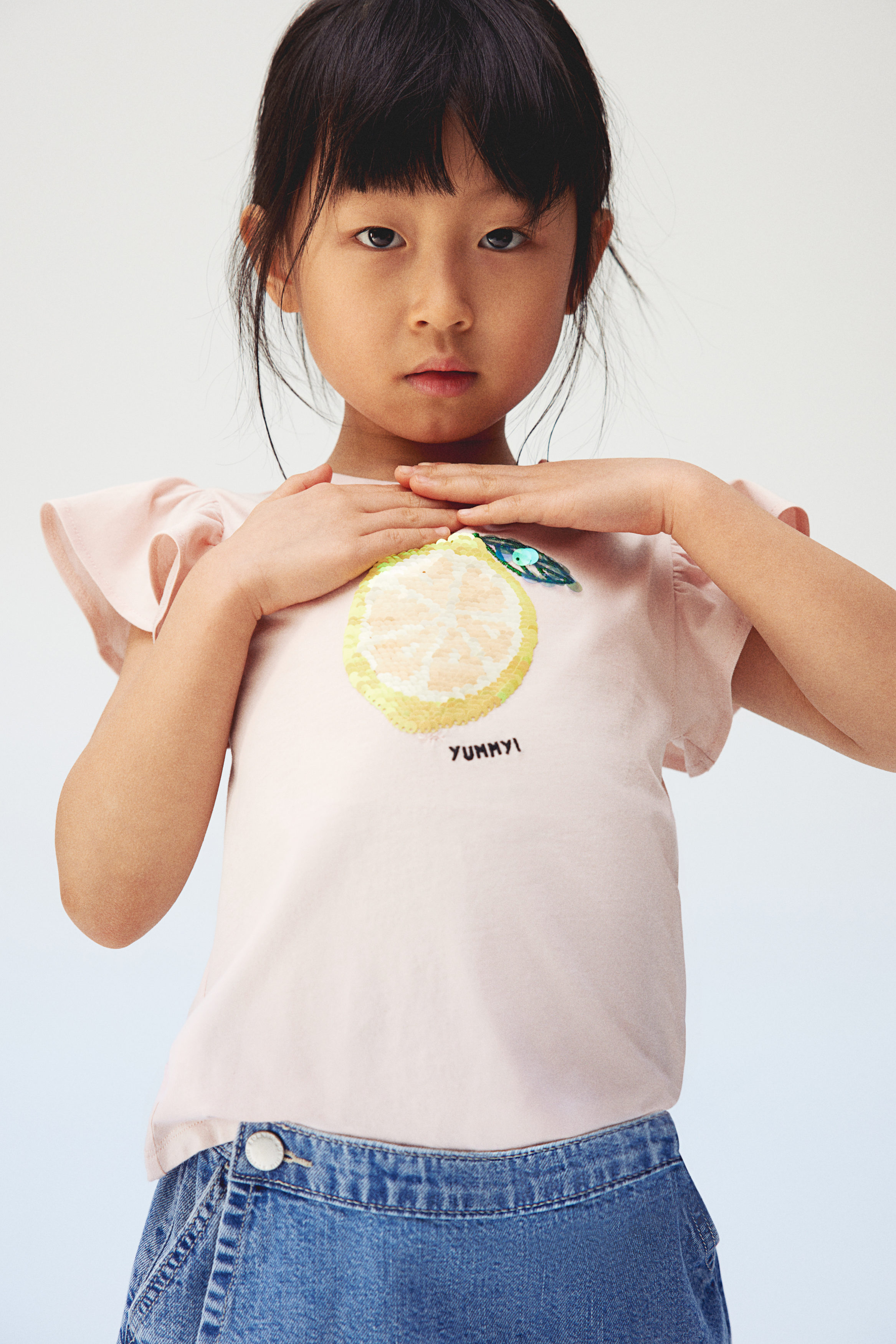 Flutter-sleeved top