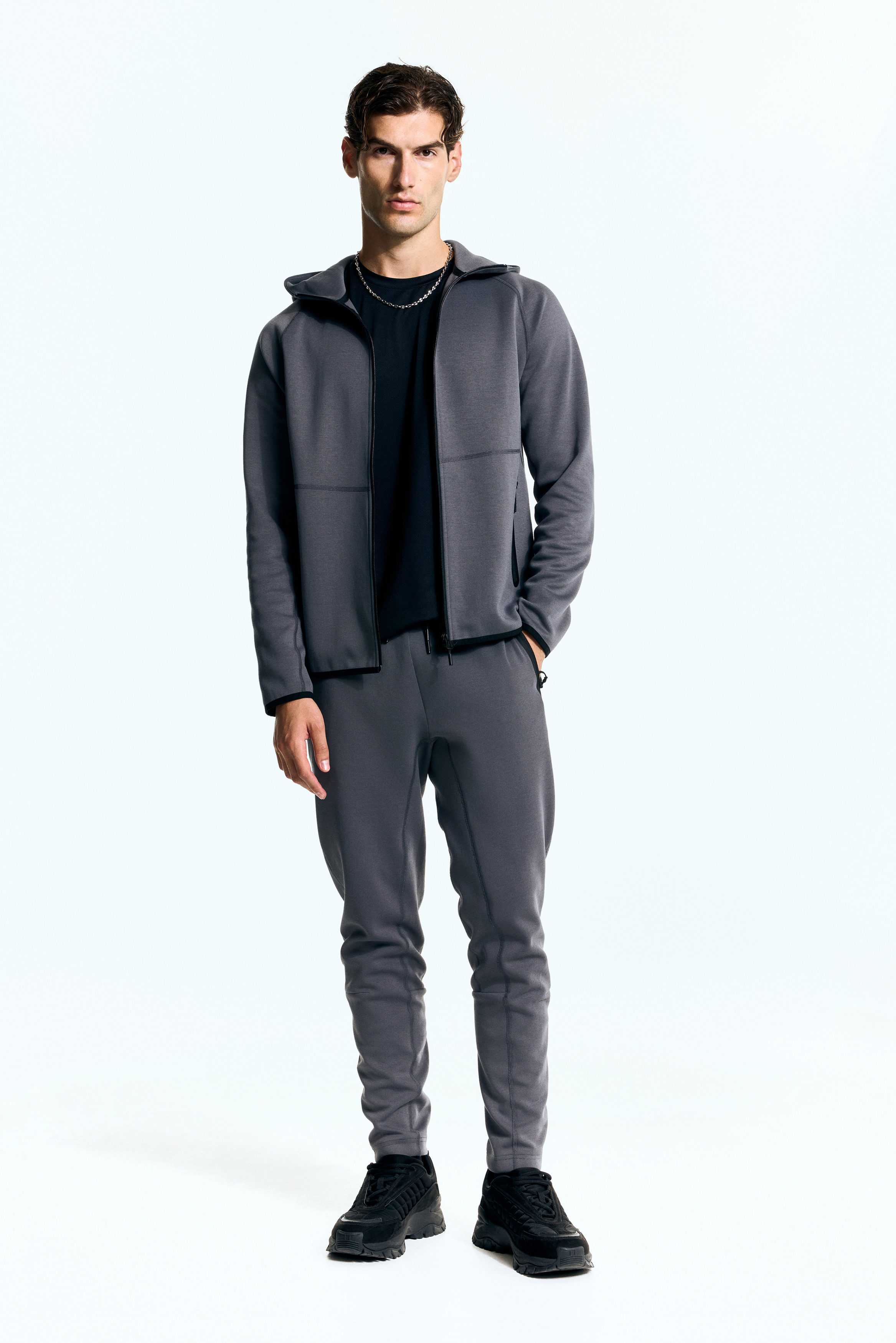 【H&amp;M】DryMove パイピングディテールフーデッドスポ スポーツフーデッドトップス DryMove™ - ライトグレーメランジ - Kids