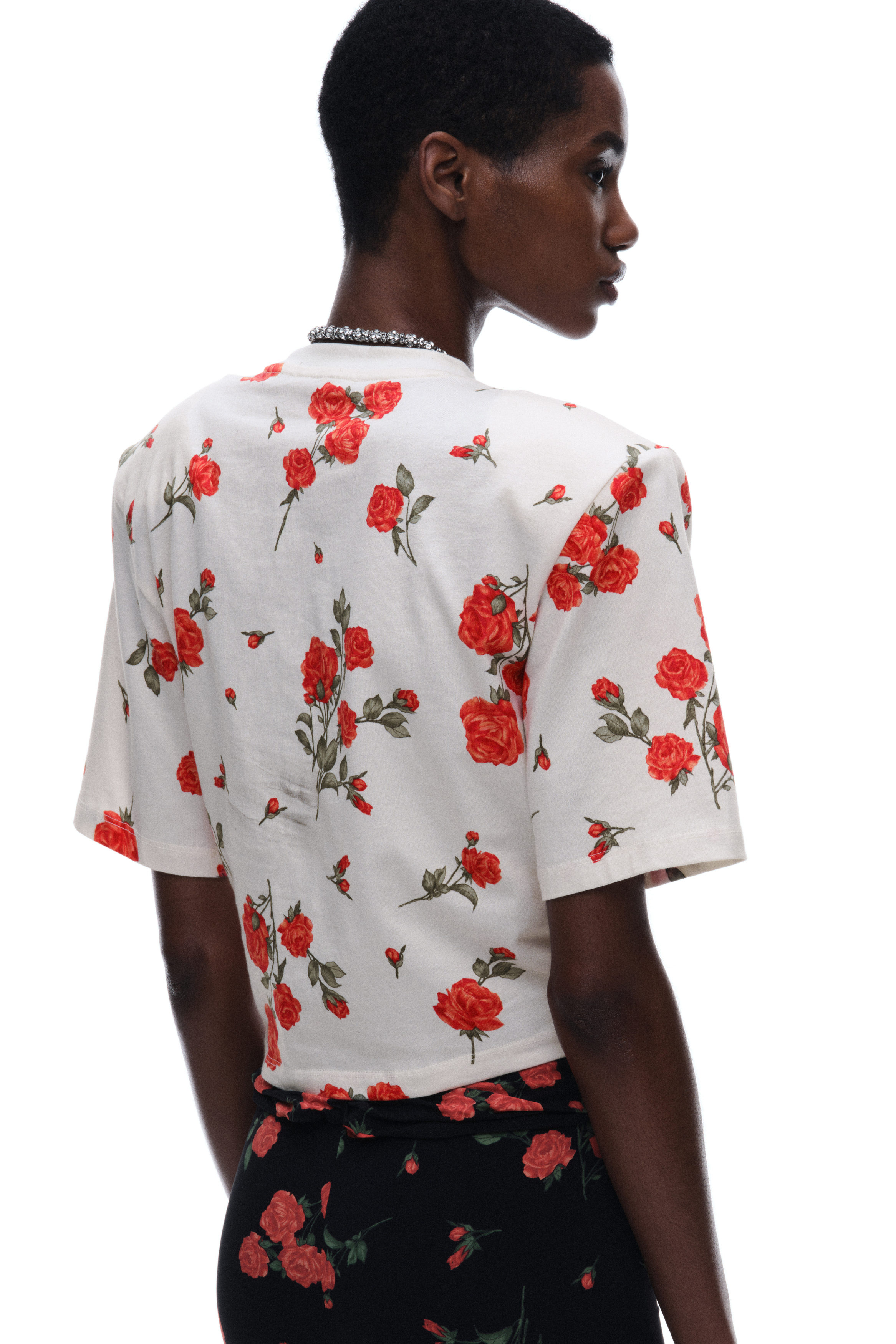 Patterned rose-appliqué T-shirt