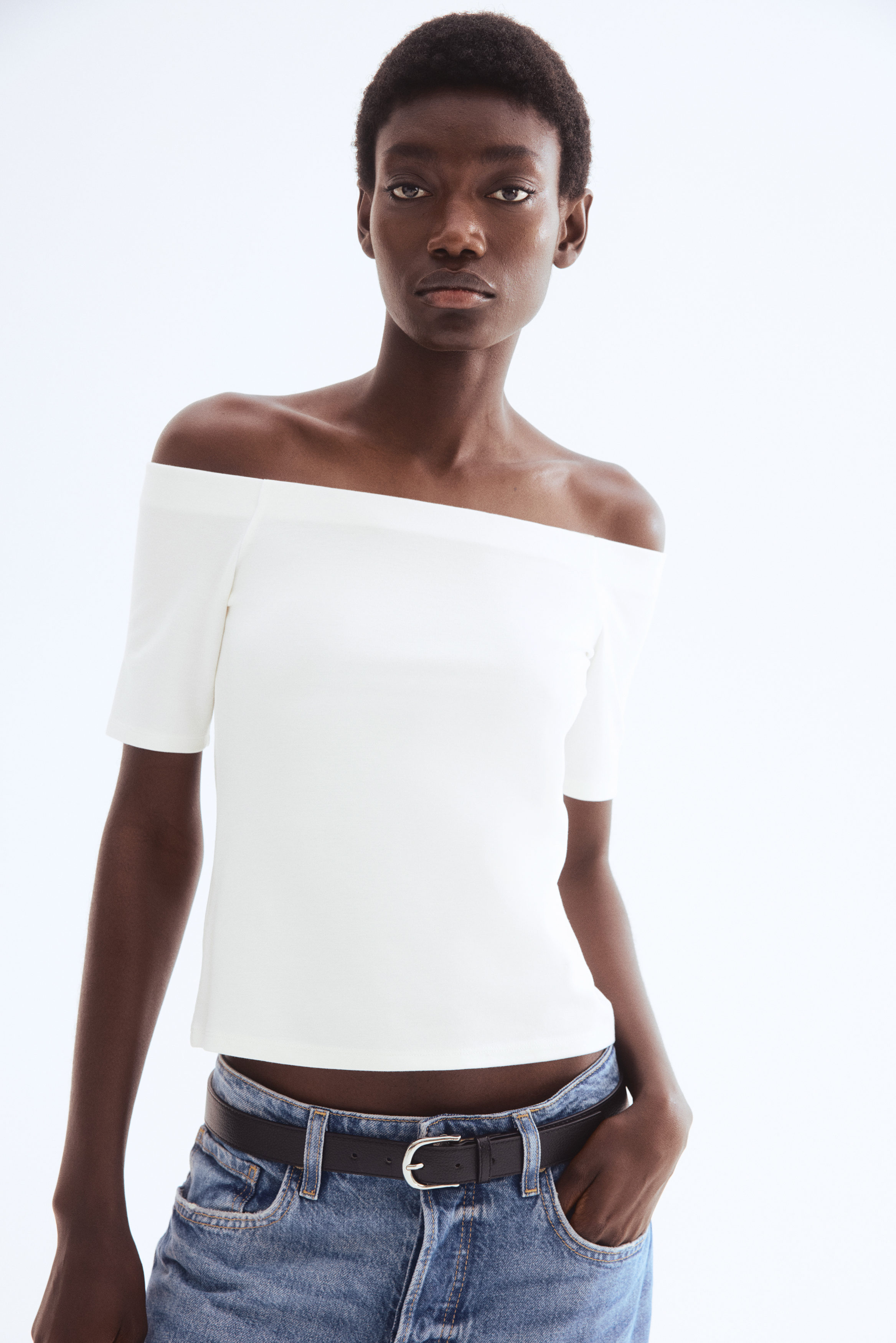 Off-the-shoulder top
