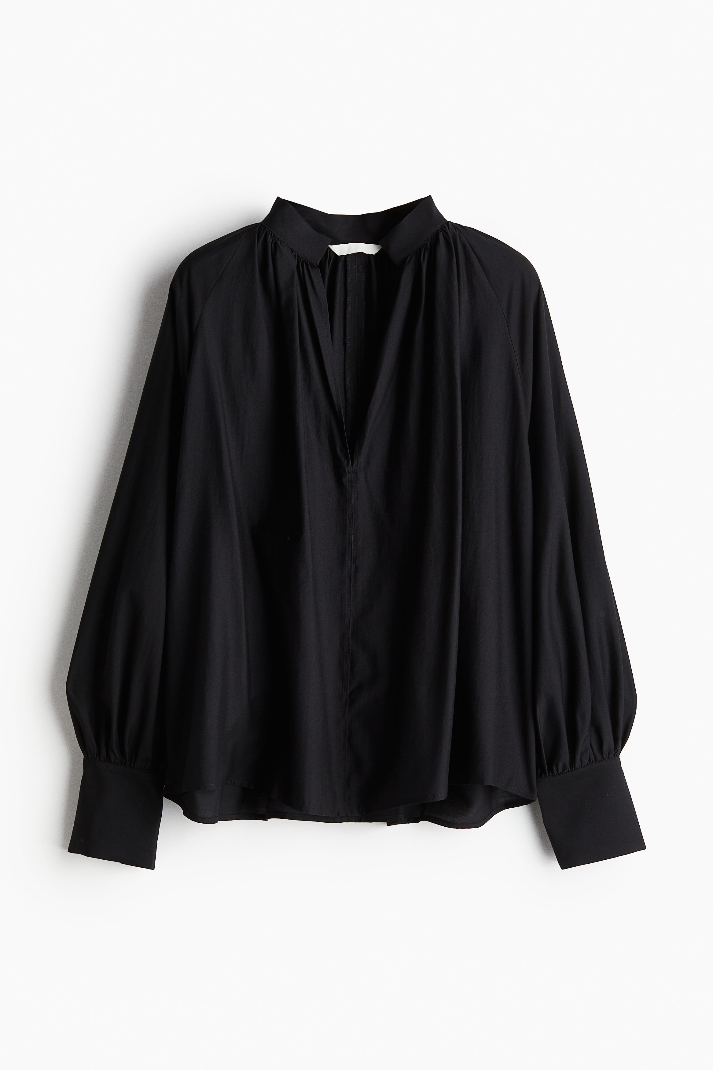 Balloon-sleeved blouse