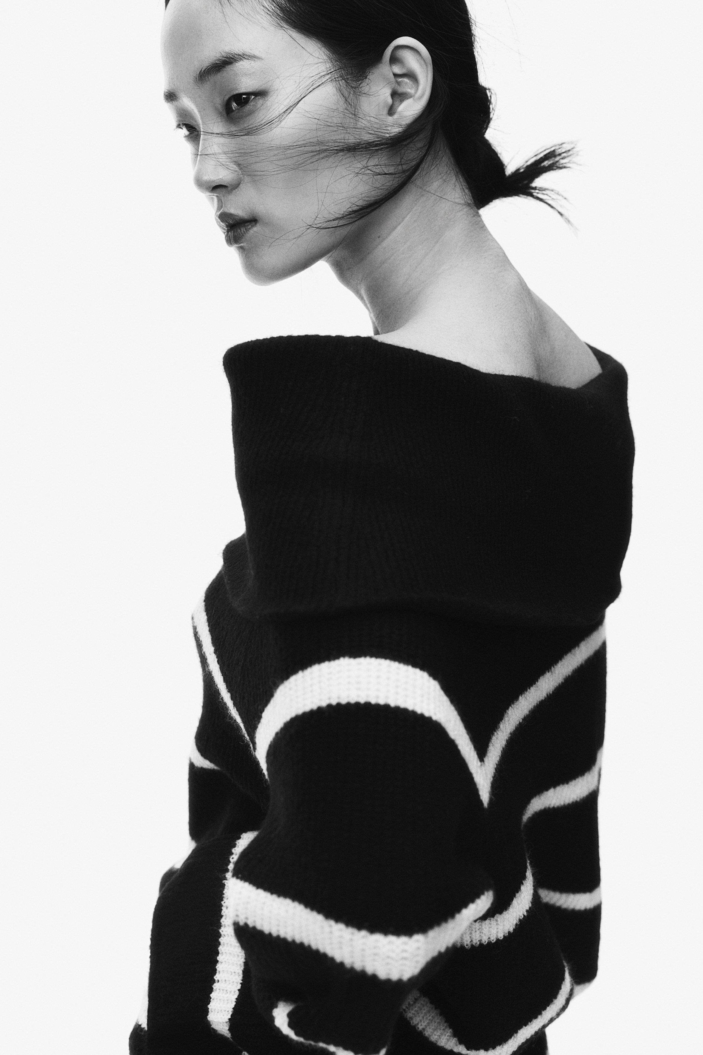 Rib-knit off-the-shoulder jumper