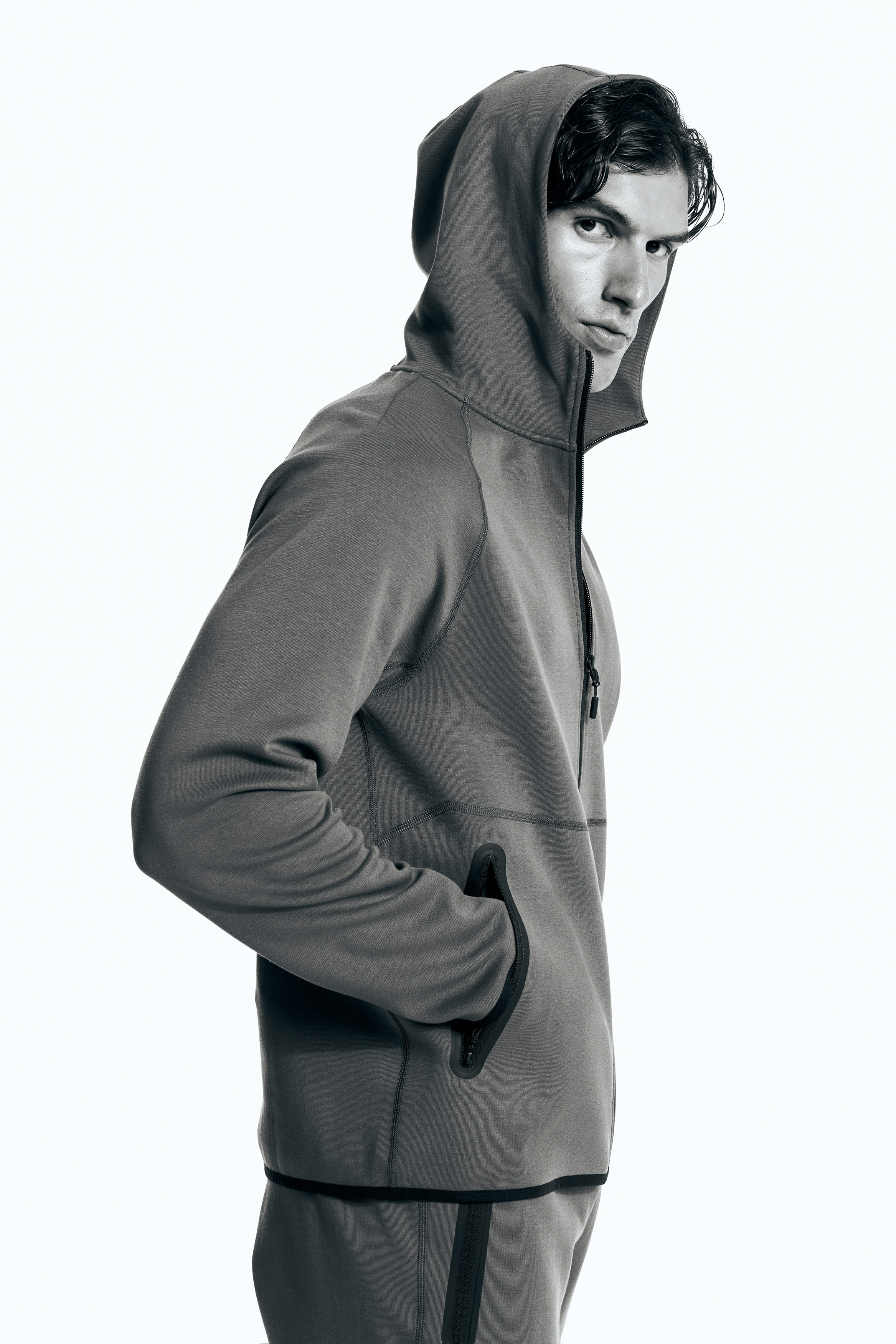 Sports zip-through hoodie with DryMove™