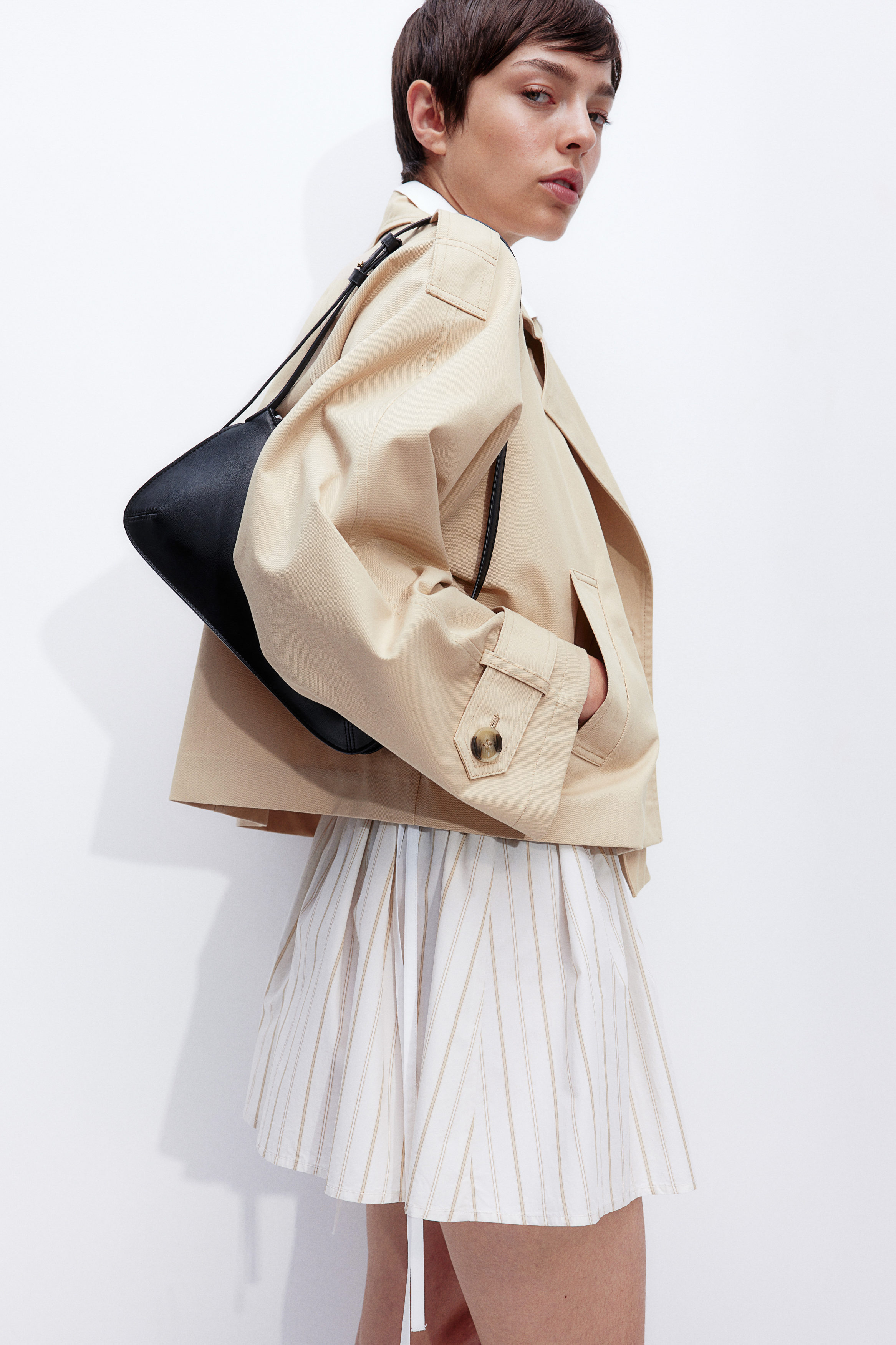 Ｈ＆Ｍ ショートトレンチコート 新品 1262977001011 Short Trench Coat - Beige - Ladies | H&M US