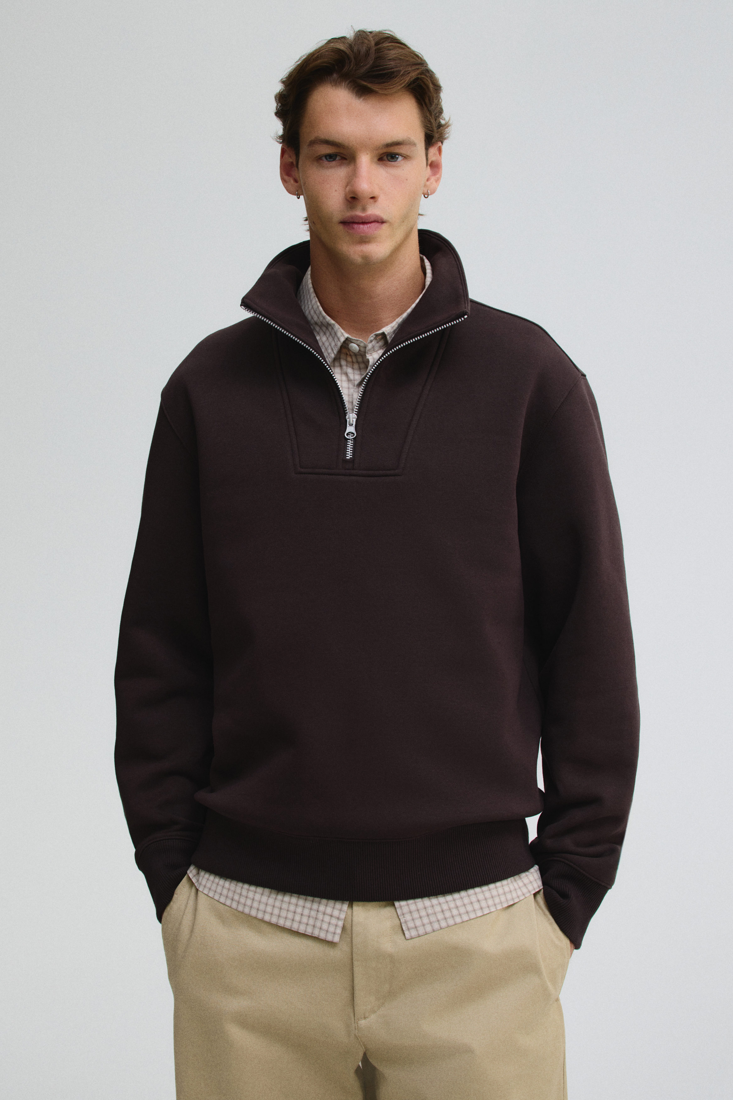 Regular Fit Zip-top sweatshirt