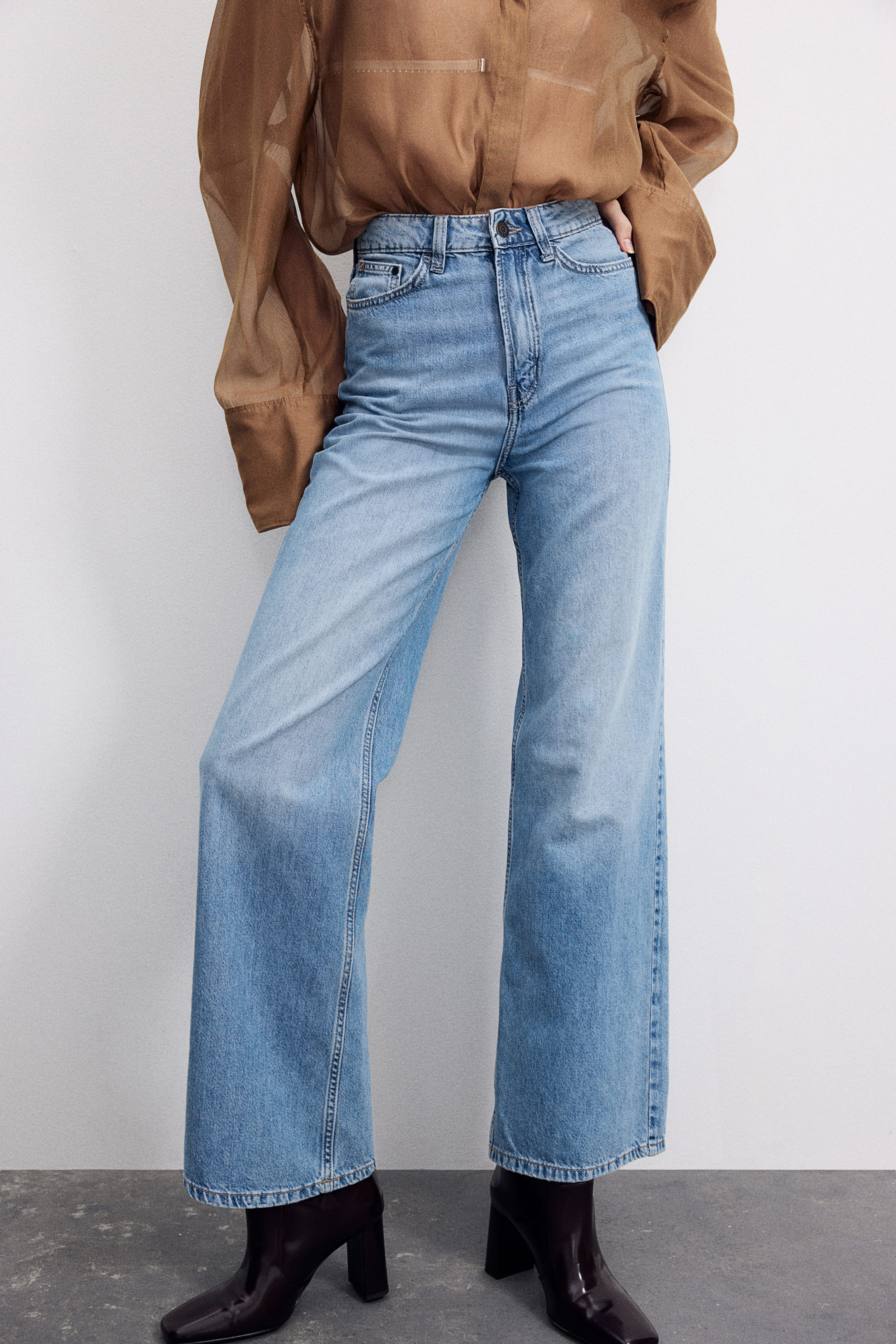 Wide Ultra High Jeans