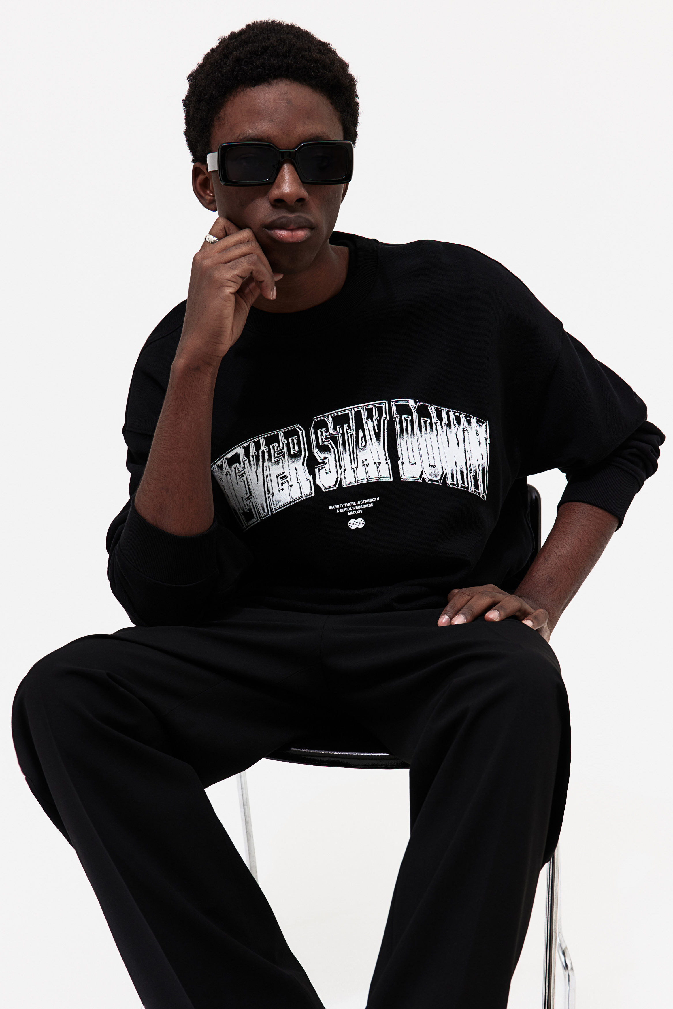 【関税&送料込】Mcm Black Stretch Polyester Blend Sweatshirt Oversized Fit Printed sweatshirt