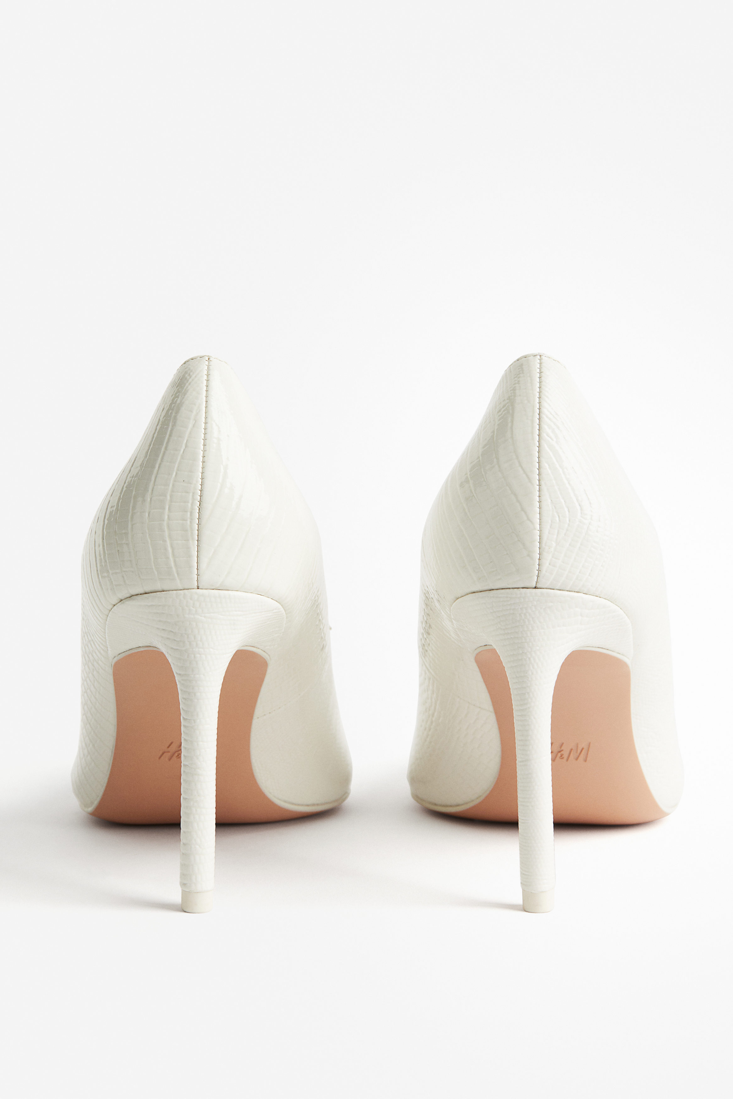 Patterned court shoes