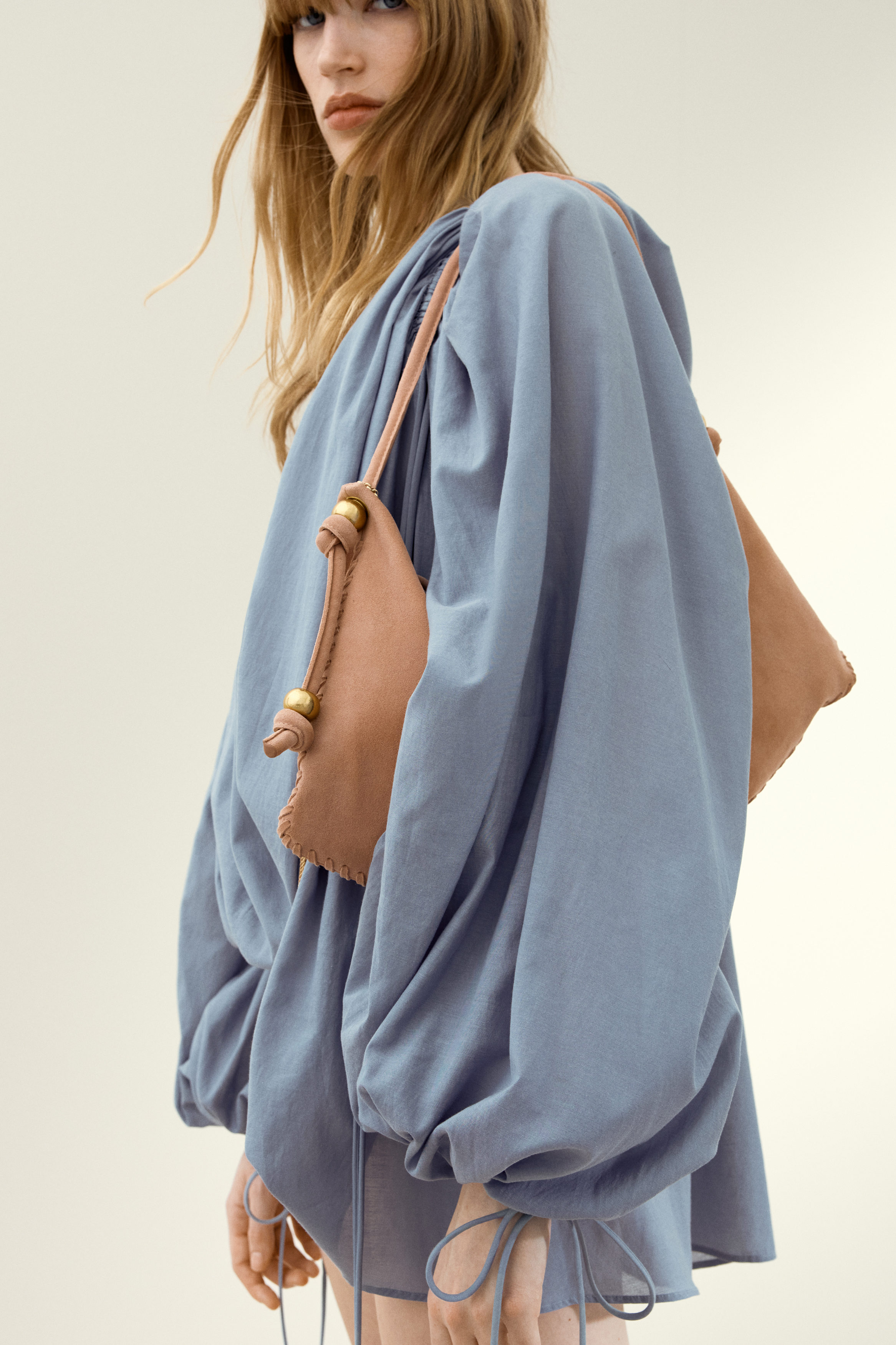 bow.a 水際 BALLOON TOPS S size Balloon-sleeved blouse