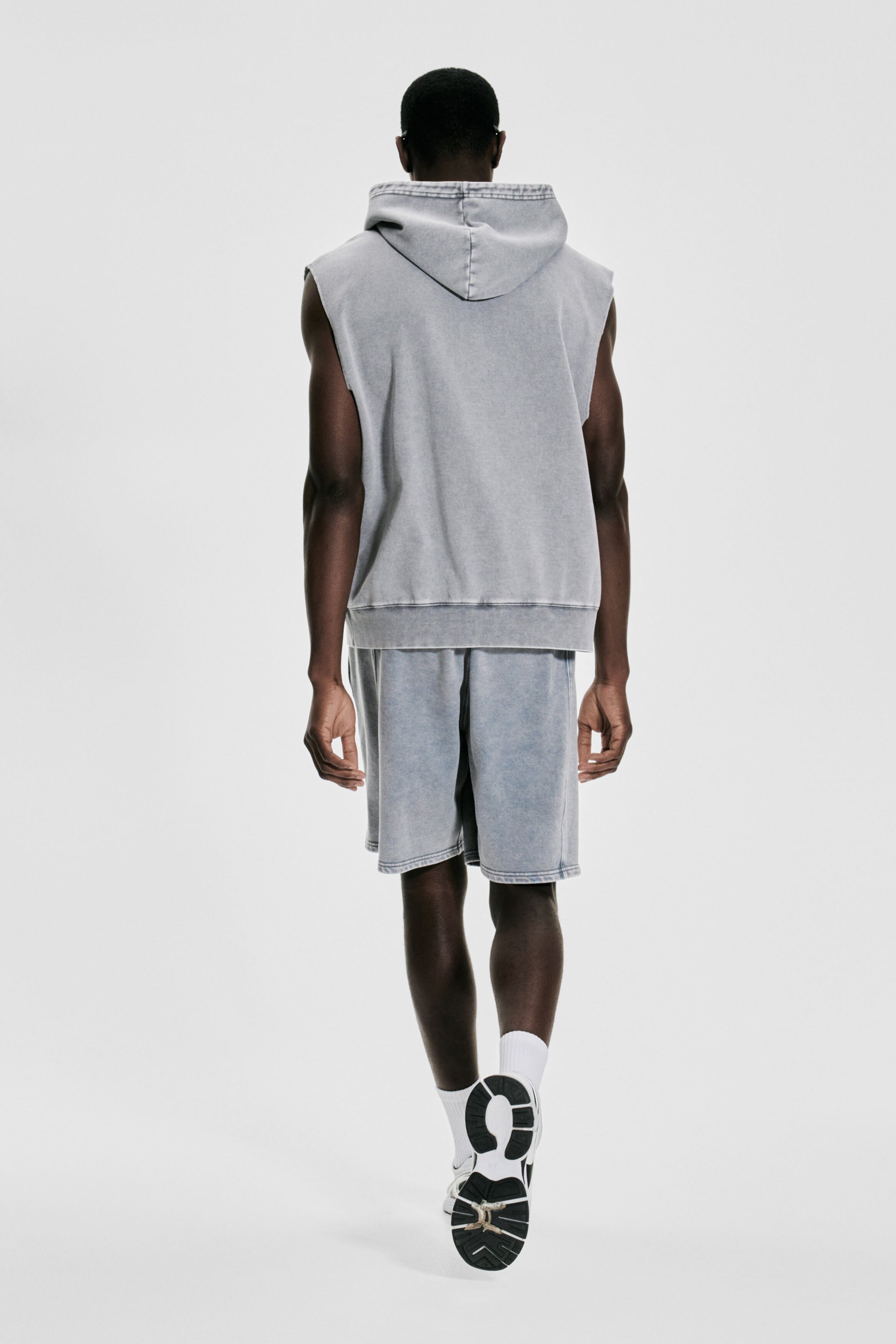 Loose Fit Sleeveless sports hoodie