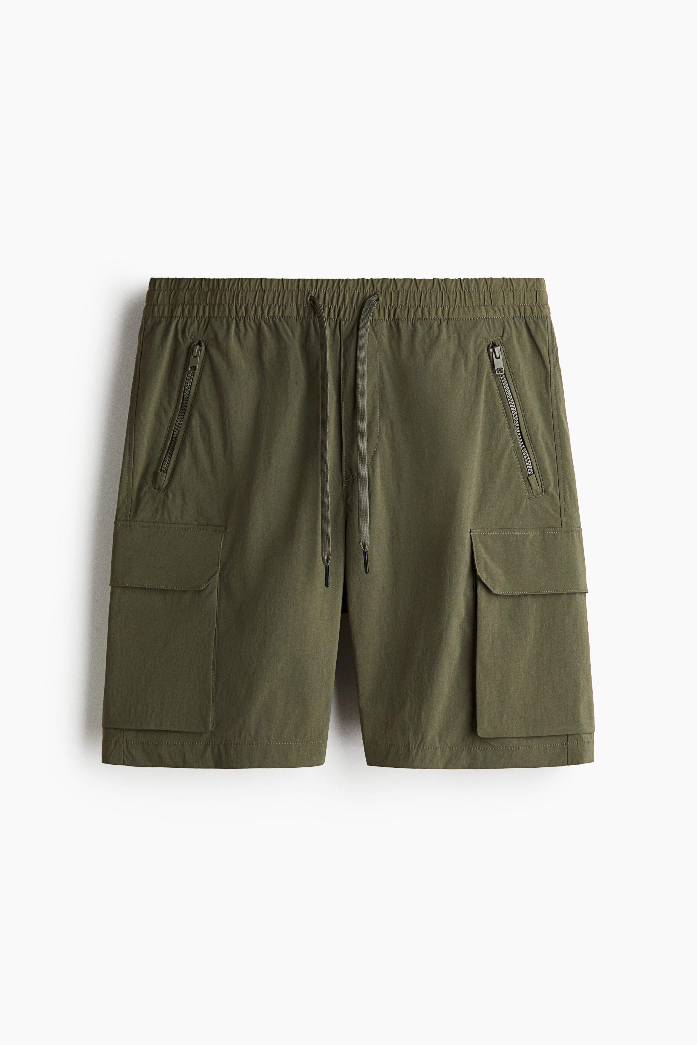 Regular Fit Nylon cargo shorts