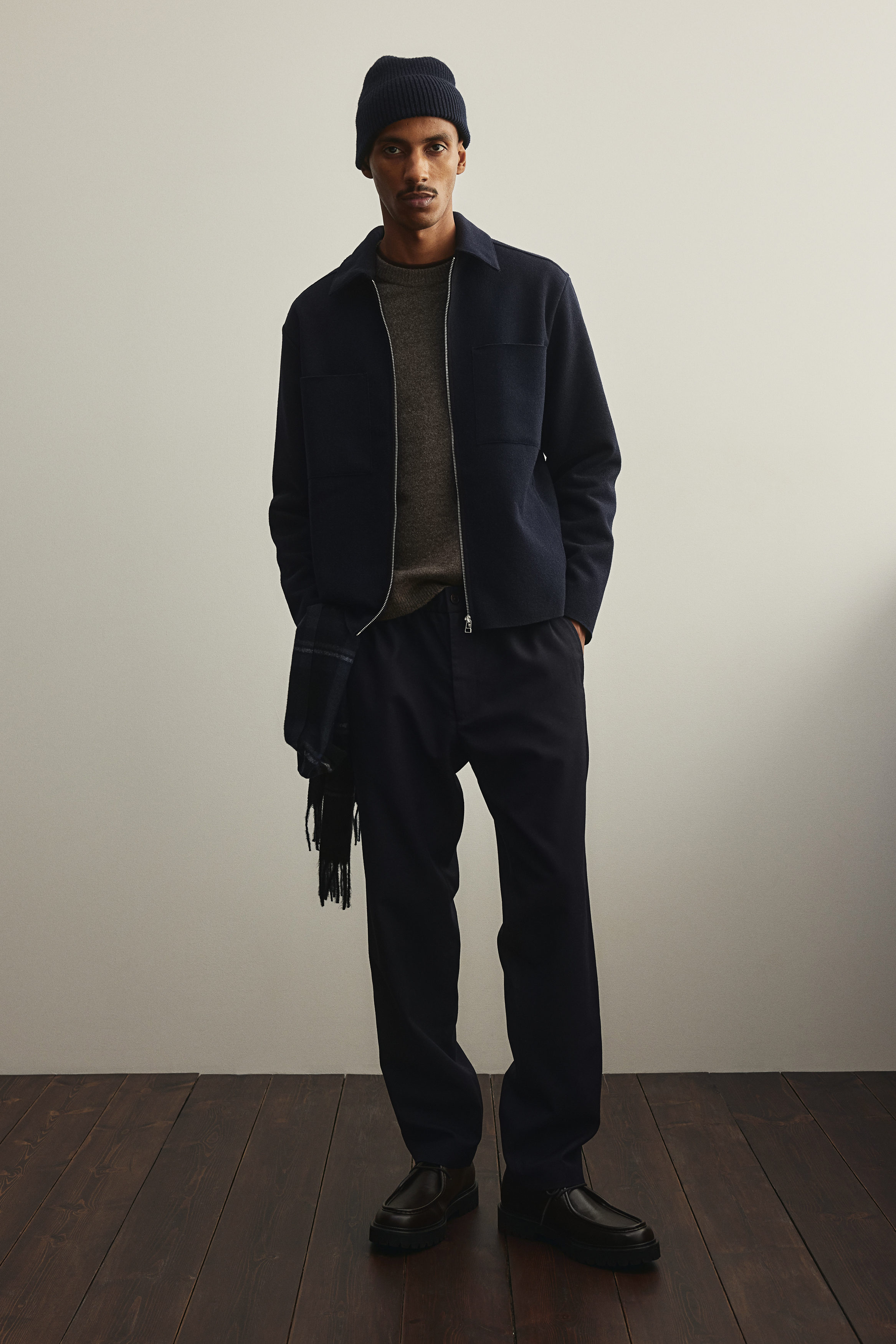 heve ラッフルジャケットBL ブラック ⭐︎新品未使用タグ付き⭐︎heve ヘイブ ラッフルジャケットBL