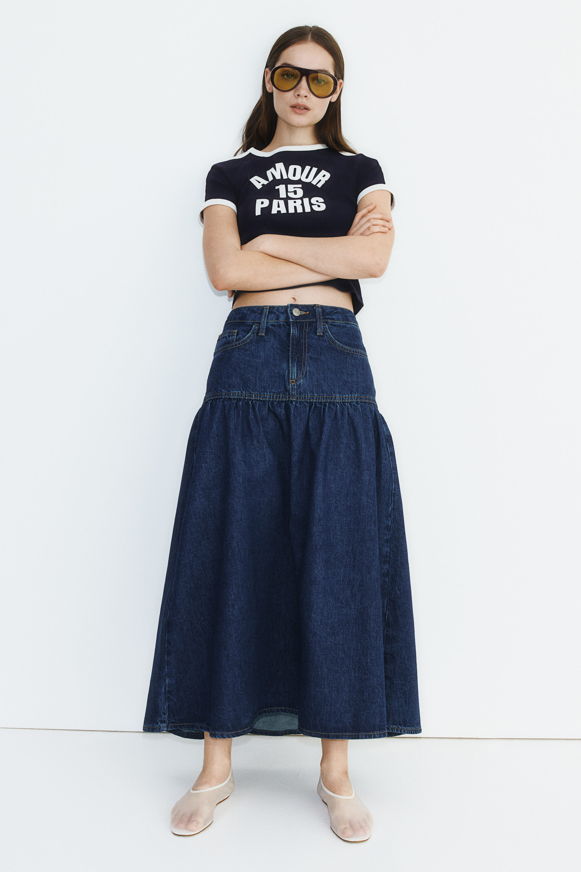 Flared-hem denim skirt