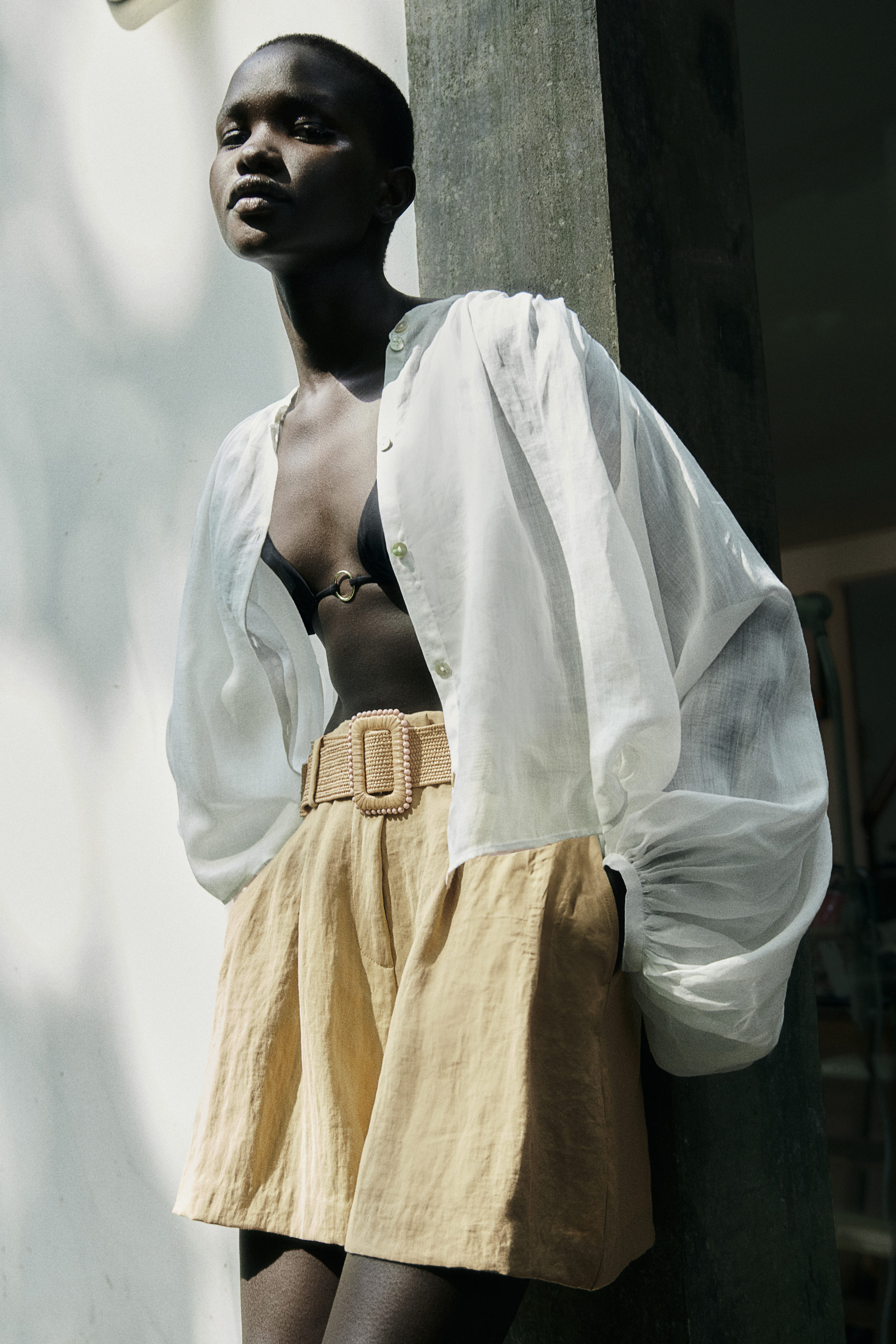 DIANTE Belted Tight Shorts 72 BECベージュ 6.jpg