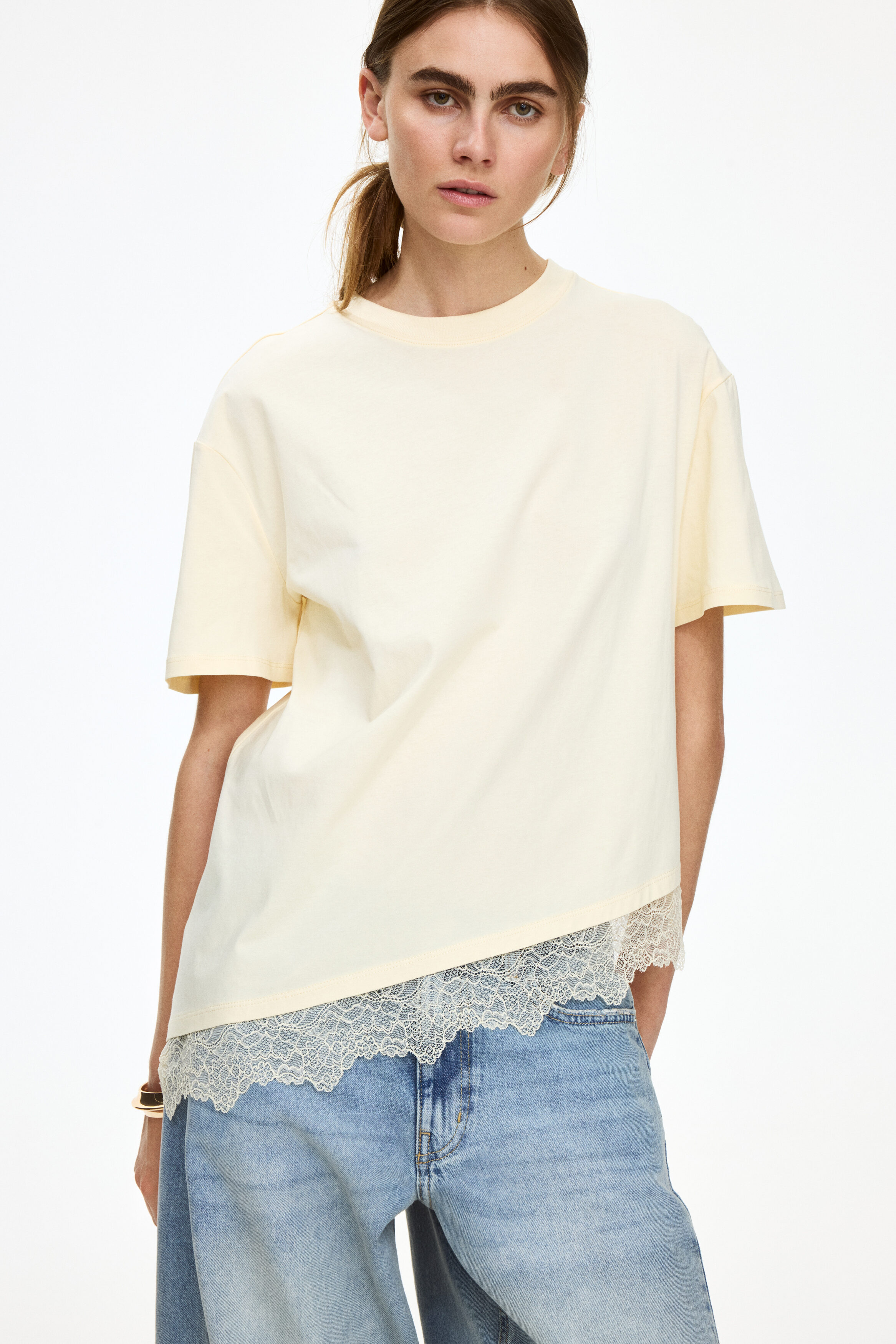 Asymmetric lace-trimmed T-shirt